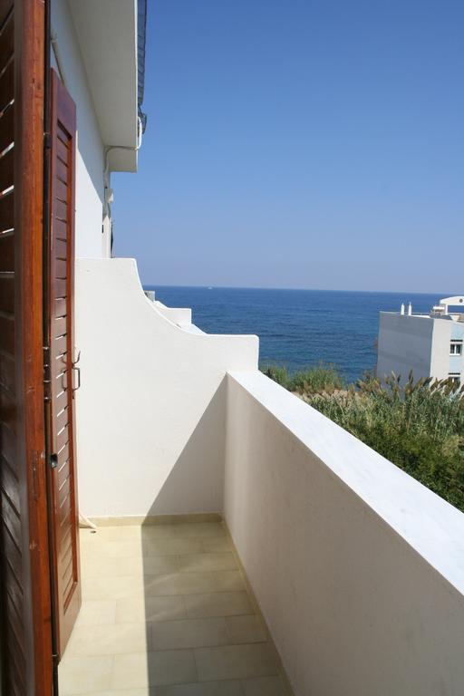 Lovely Holidays Hotel Hersonissos  Exteriör bild