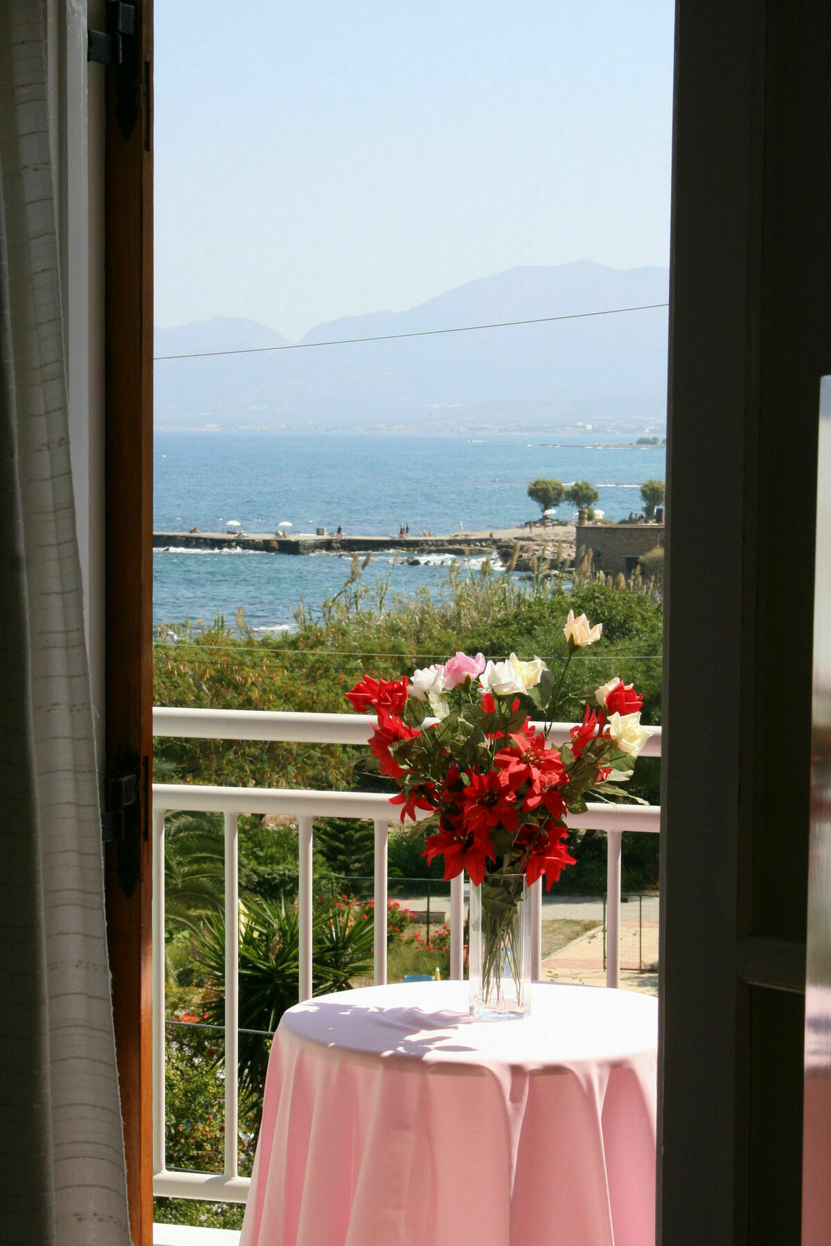 Lovely Holidays Hotel Hersonissos  Exteriör bild