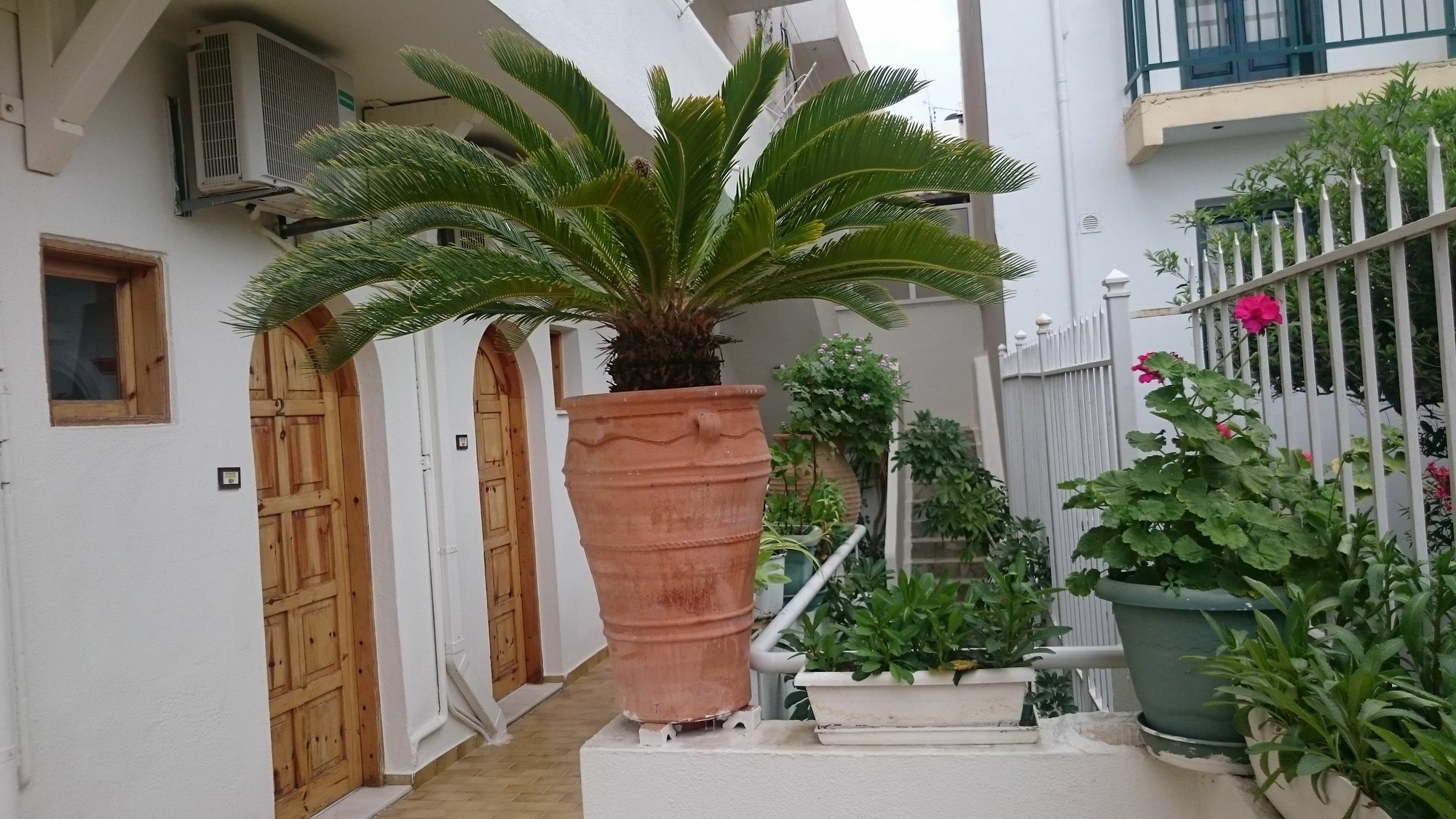 Lovely Holidays Hotel Hersonissos  Exteriör bild